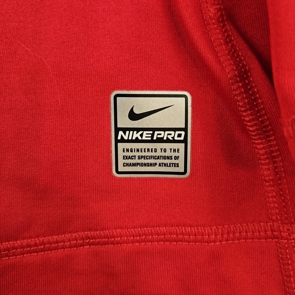 Nike Pro Shirt Womens Large Fuchsia Long Sleeve‎ Compression Dri-FIT